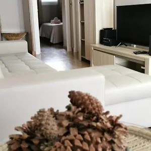 https://cozy-well-located-apartment-tenerife-sur-golf.tenerifehoteles.net