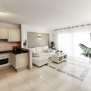 https://tenerife-south-ocean-golf.adeje-hotels.com