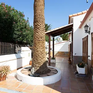 https://villa-farway-golf-del-sur.adeje-hotels.com